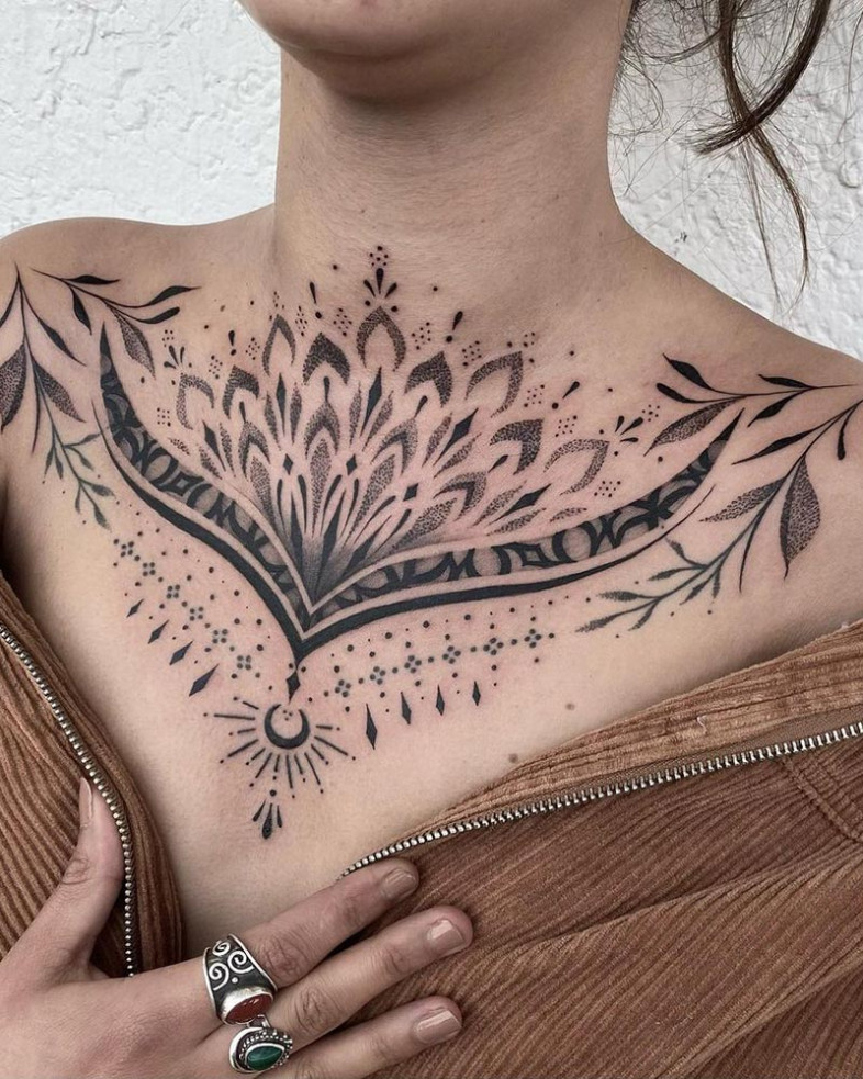 Tatouage Dotwork Femmenull