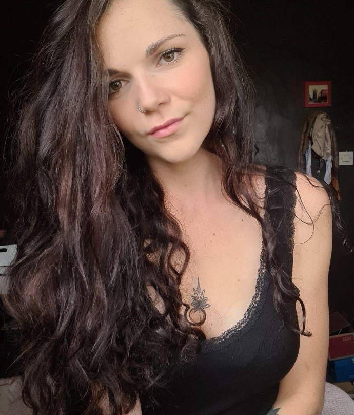 Elodie Manageuse chez Leto Tattoo Studio