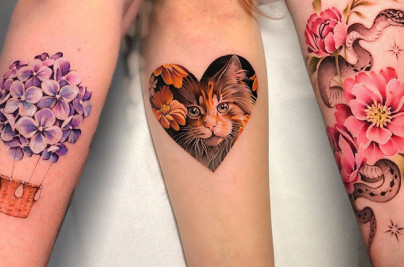 Les sublimes tatouages colorés et floraux de Nastia