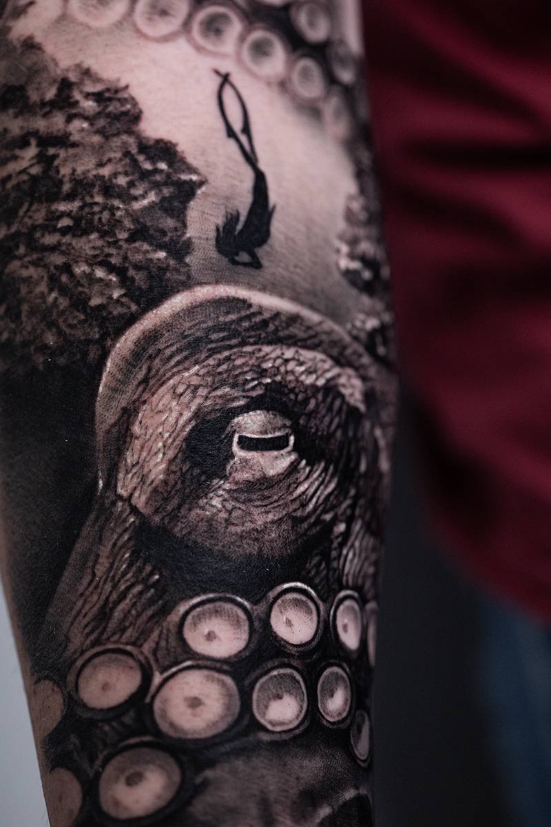 Apprenez à tatouer une pieuvre réaliste avec Angélique Grimm